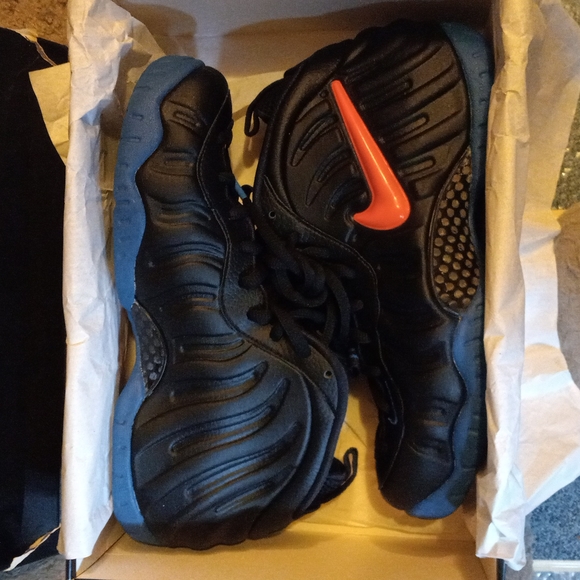 Nike air foamposite pro black, battle blue, orange size 10 5 Brand New - Picture 2 of 6